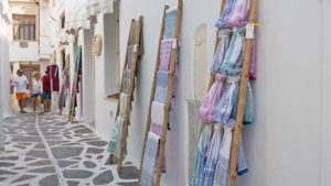 Βίντεο για Ιδιωτική Περιήγηση στη Χώρα της Νάξου, την Παλιά Πόλη & το Ενετικό Κάστρο (προαιρετική γευσιγνωσία)