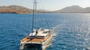 Βίντεο 1 για Ιδιωτική Κρουαζιέρα με Καταμαράν από τη Μαρίνα της Παροικιάς στην Πάρο στην Αντίπαρο