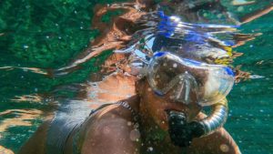 Main photo for Μία Ώρα Κολύμβησης με Αναπνευστήρα (Snorkeling) στην Παραλία Σάντα Μαρία της Πάρου