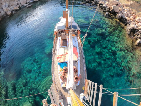 A view of the sailing boat from the mast