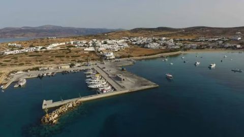 Κολύμπι στην παραλία 