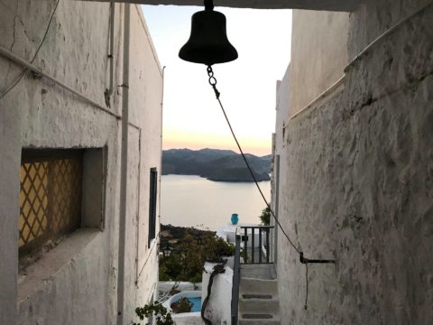  Private Half Day Bus Tour of Milos Island