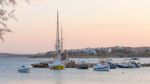 Secluded beauty of Aliki: Discover Paros’ hidden paradise